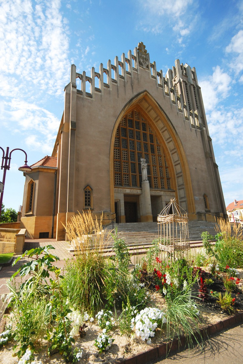 Église Ste Jeanne d'Arc